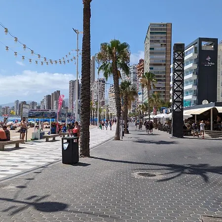 Tropic Mar Sea View 公寓